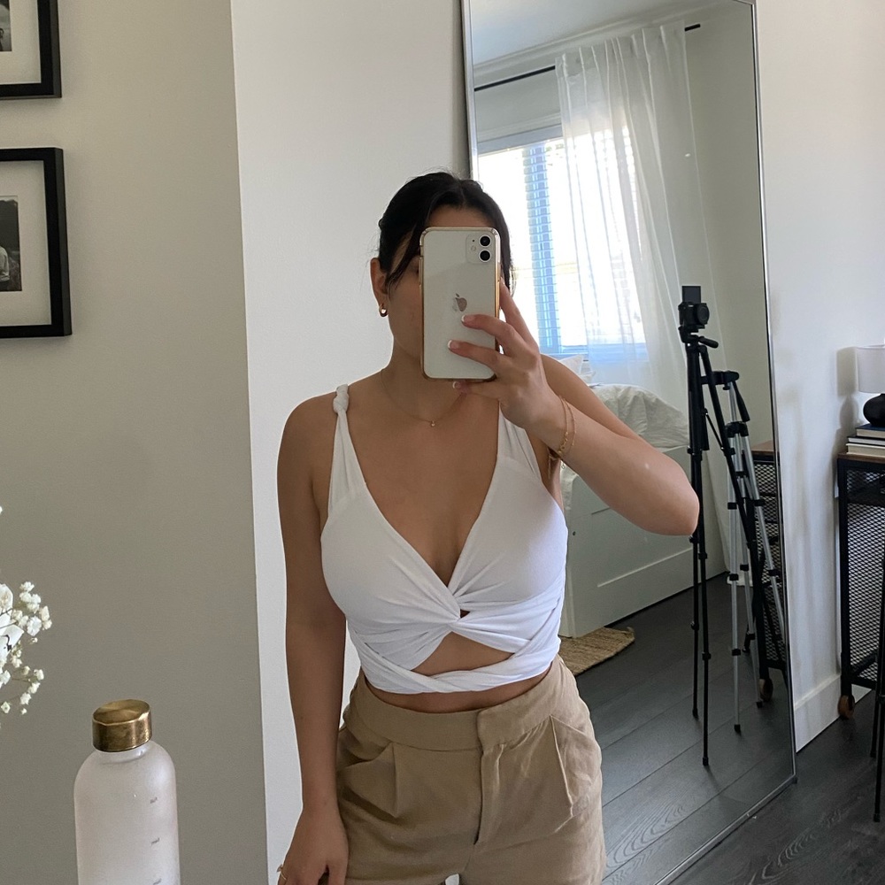 LIONESS Tie Up Cropped Top
